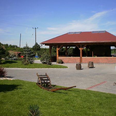 Penzion Na Netřebě Pardubice Esterno foto
